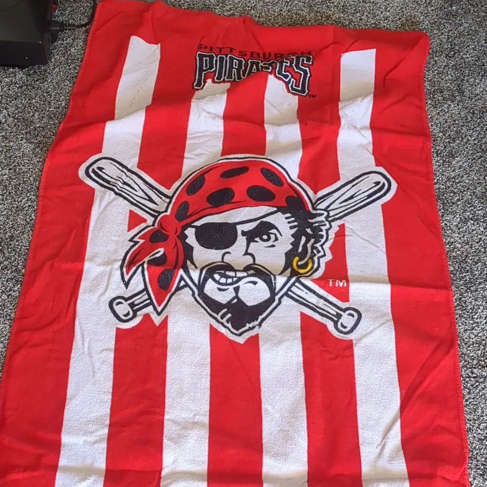 Pittsburgh pirates beach towel